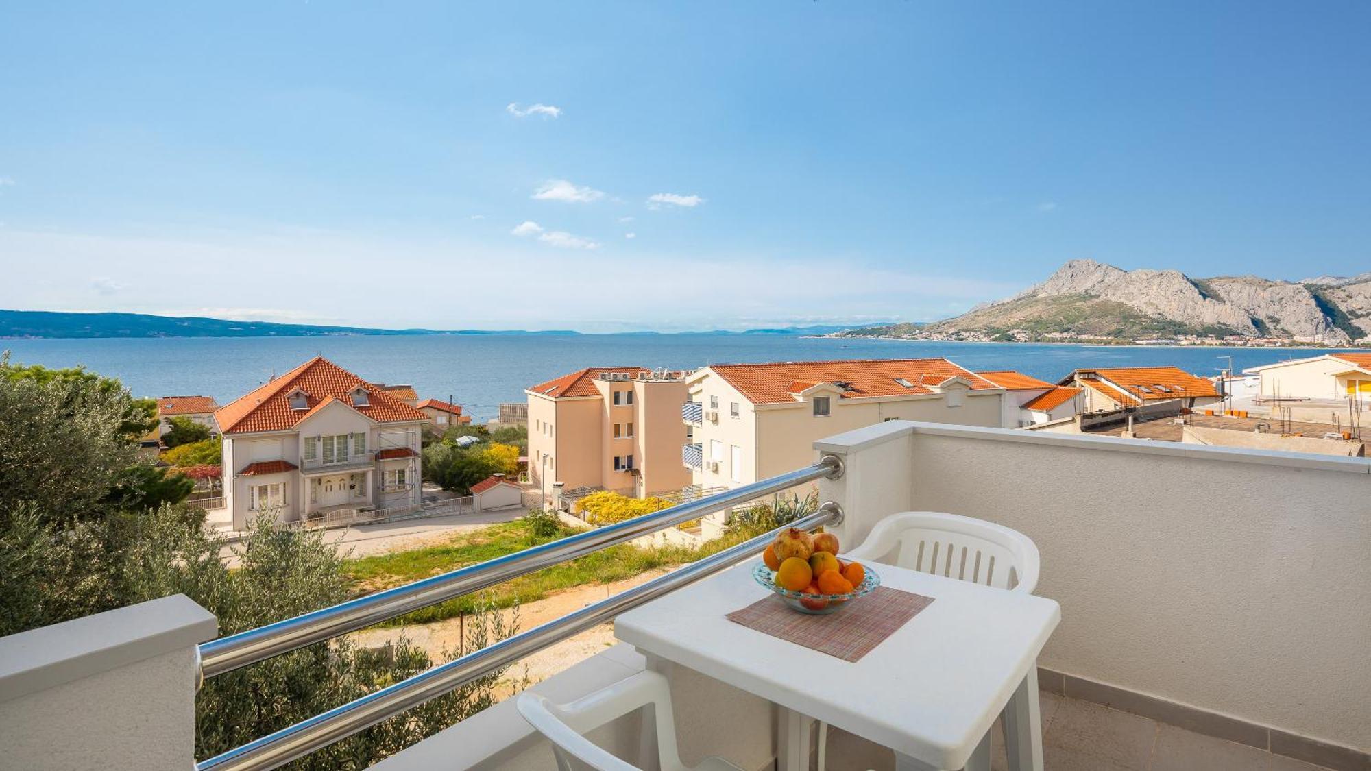 Apartments Roza Omiš Εξωτερικό φωτογραφία