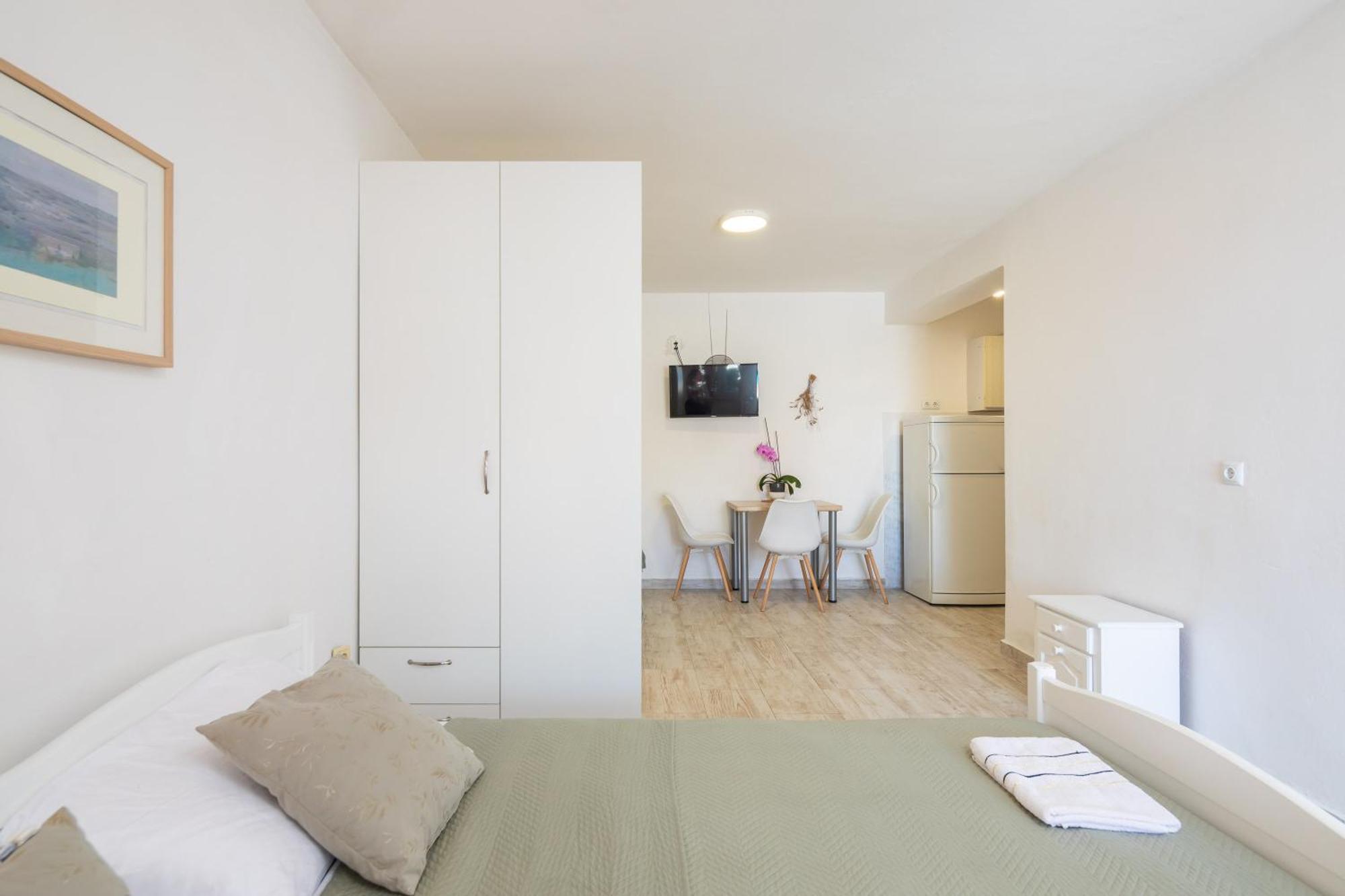 Apartments Roza Omiš Εξωτερικό φωτογραφία