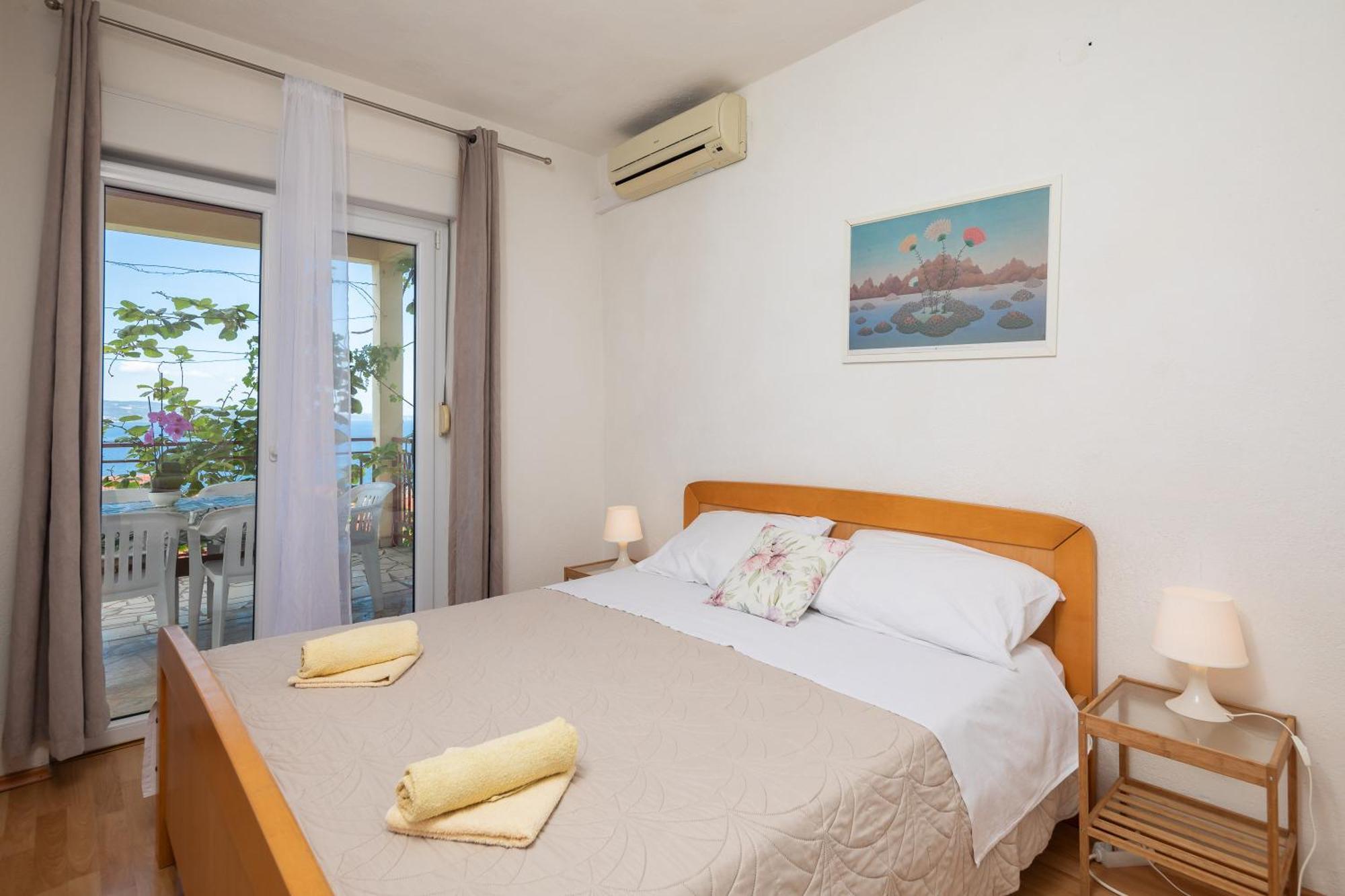 Apartments Roza Omiš Εξωτερικό φωτογραφία
