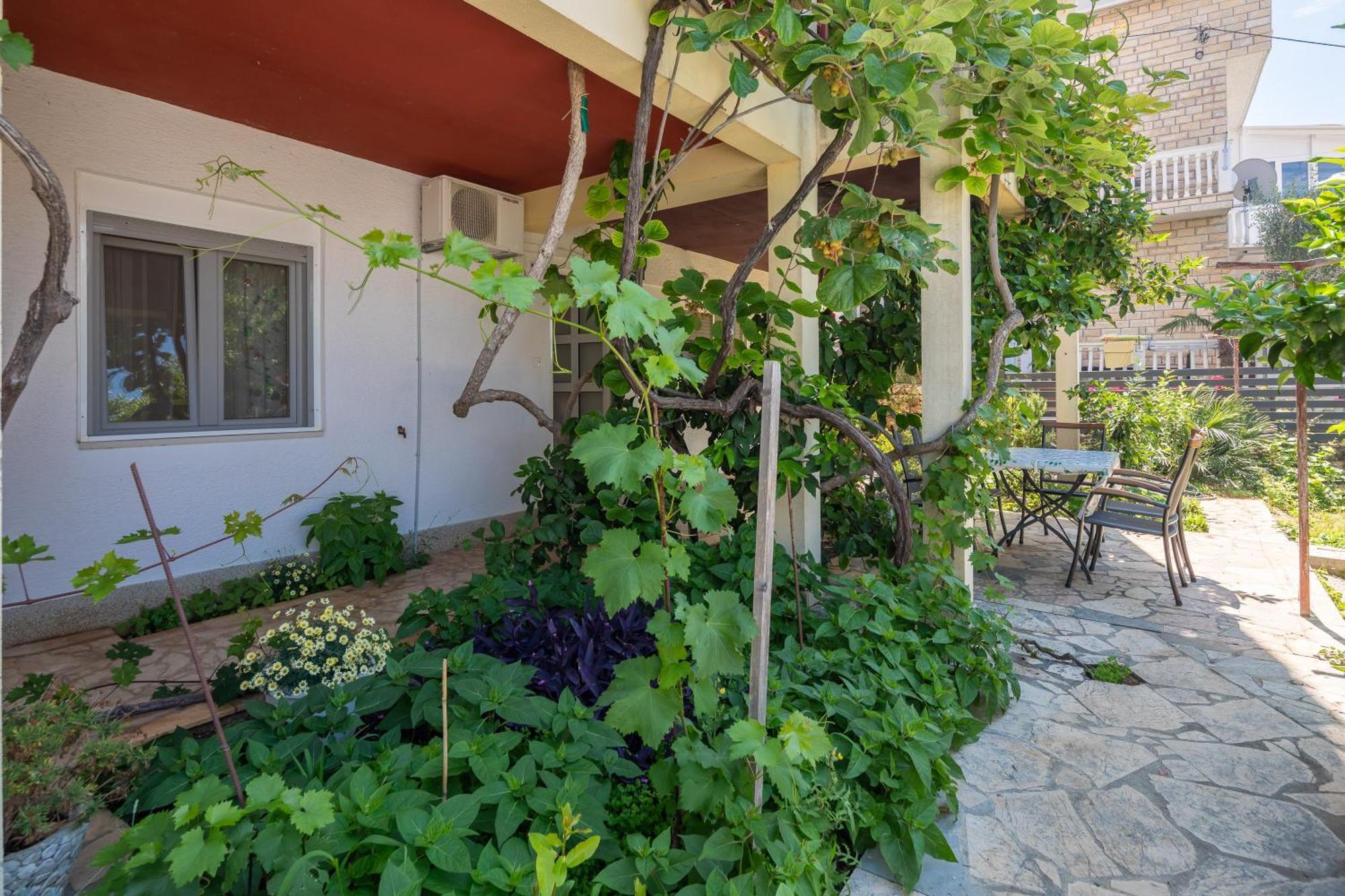 Apartments Roza Omiš Εξωτερικό φωτογραφία